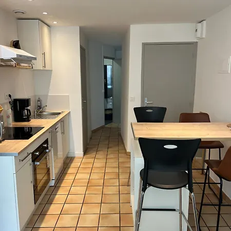 Apartment Renove A 5min De La Comedie - Clim - 4 Personnes *