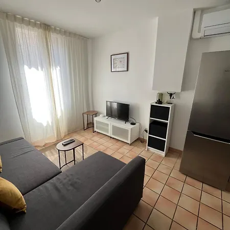 Apartment Renove A 5min De La Comedie - Clim - 4 Personnes